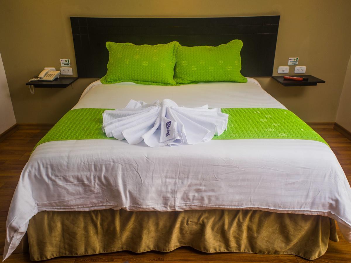 Hotel Sabet Quito Luaran gambar